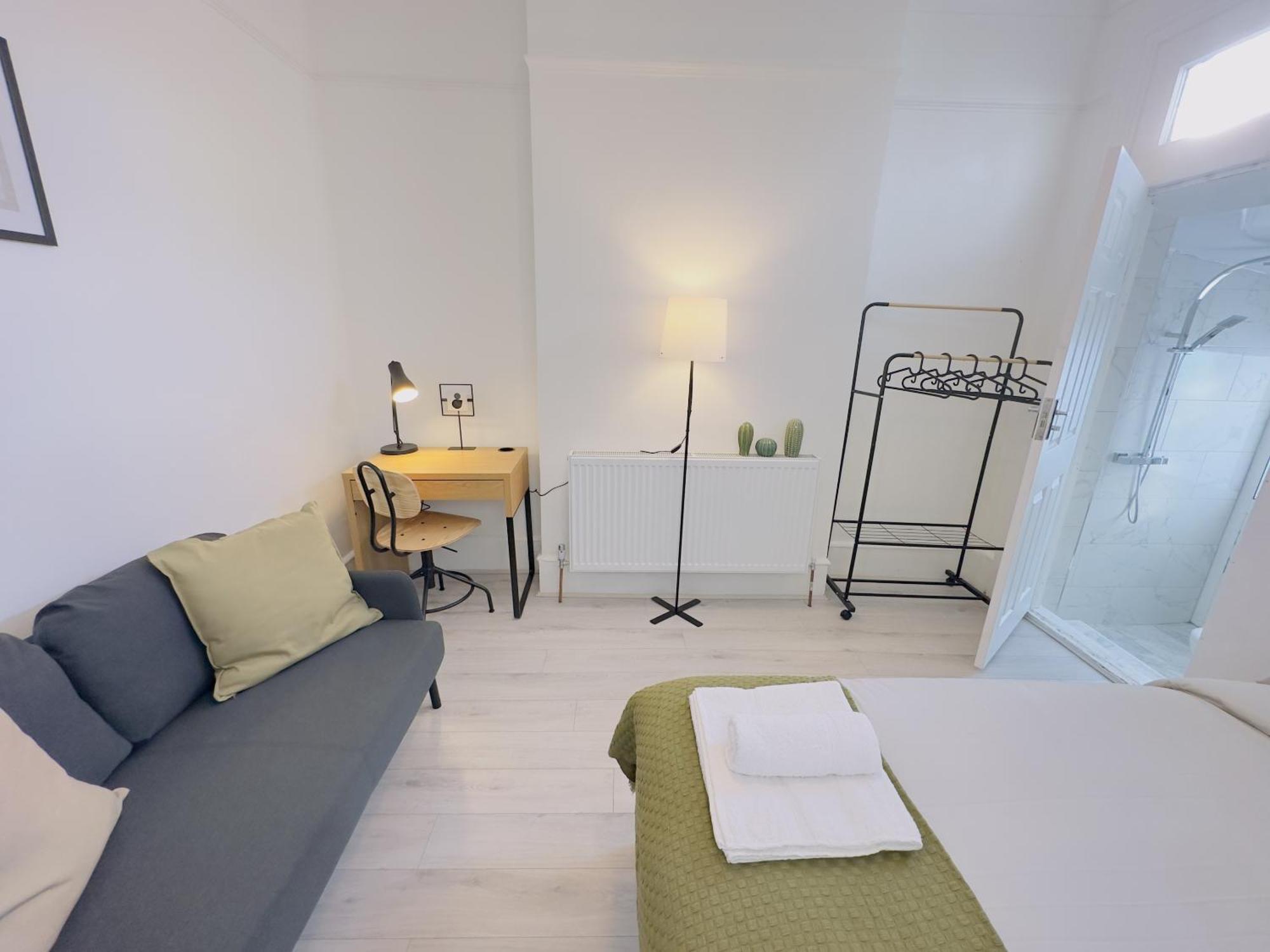 Leyton House - Sleepylodge London Room photo